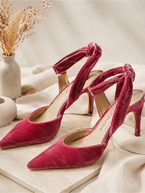 Alexandre Birman Pink‎ Heels with Slingback Design